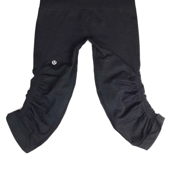 Lululemon In The Flow Crop II Heathered Deep Coal - Picture 4 of 9